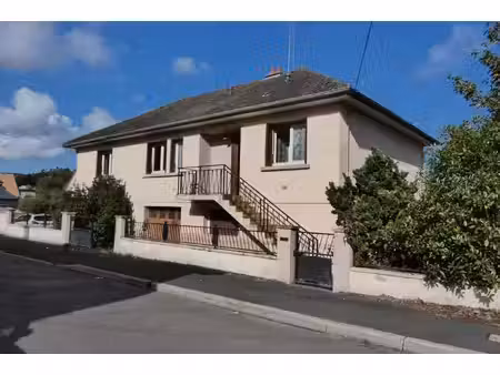 pavillon - le creusot limite montcenis