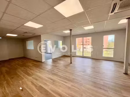 location bureaux bordeaux 33300 200m²