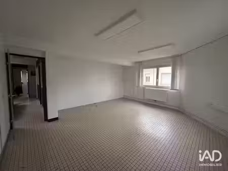 location locaux professionnels 0 pièces 200 m² à saint-quentin (02100)  2 400 €