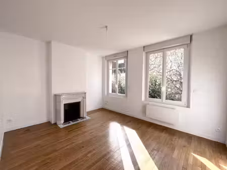 location appartement 2 pièces 51m² beauvais 60000