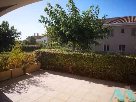 a louer _ t2 terrasse + parking _ lorgues