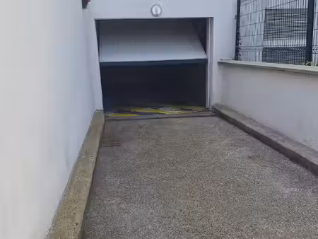 location parking villennes sur seine 78670