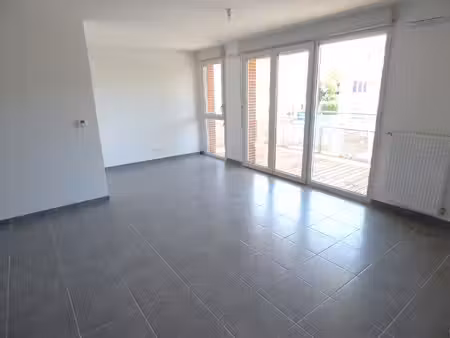 location appartement 3 pièces  66.00m²  castanet