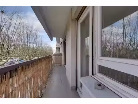 location appartement 3 pièces  53.95m²  montreuil