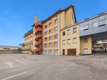 vente locaux professionnels 24 pièces 49557 m² à lons-le-saunier (39000)  438 000 €