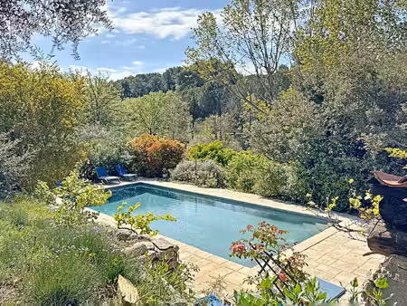 lorgues: maison de charme et caractère 4 chambres  4500 m² de parc avec piscine