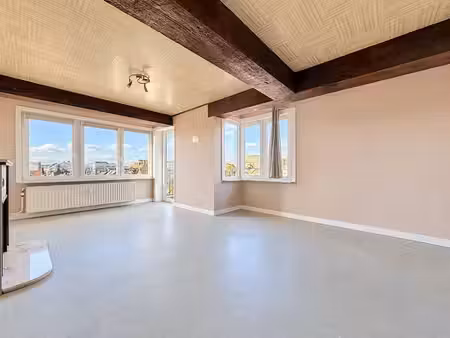 appartement 2 chambres avec parking et ascenseur à charleroi