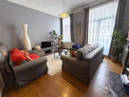 immeuble mixte: 1 rez commercial +3 appartements