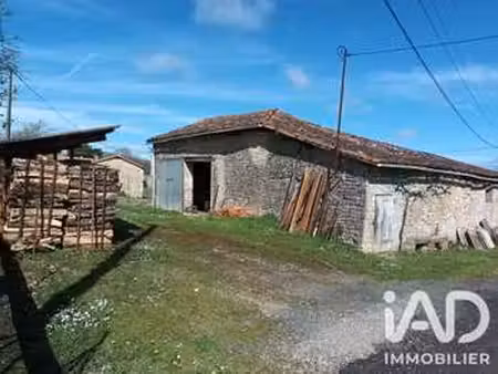 vente maison à nanteuil-en-vallée (16700) : à vendre / 185m² nanteuil-en-vallée