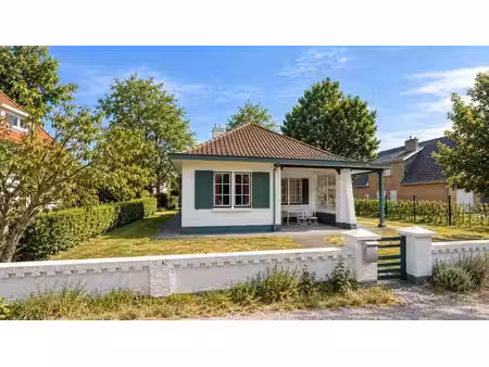 villa à charmante avec très bonne situation.