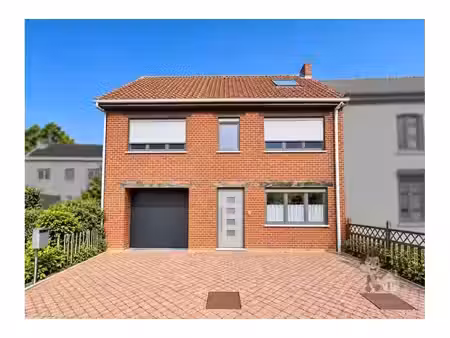 maison à vendre avec garage et jardin   waterloo (vbe85624)