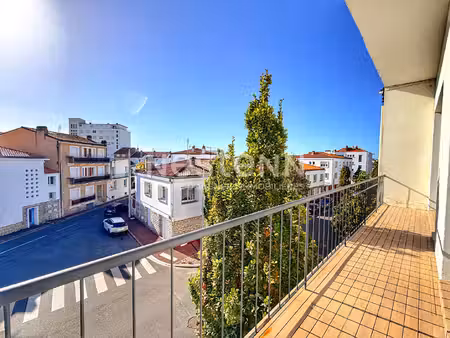 proche plage et marché du parc - appartement 3 pièces + garage - dernier étage avec vue dé