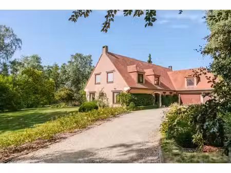 villa à vendre avec garage et terrasse   waterloo (vbe85397)