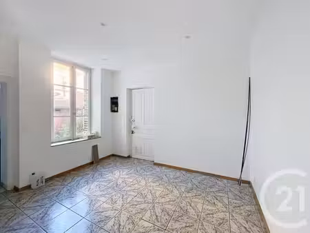 appartement f2 à louer - 2 pièces - 31 m2 - ste savine - 10 - champagne-ardenne