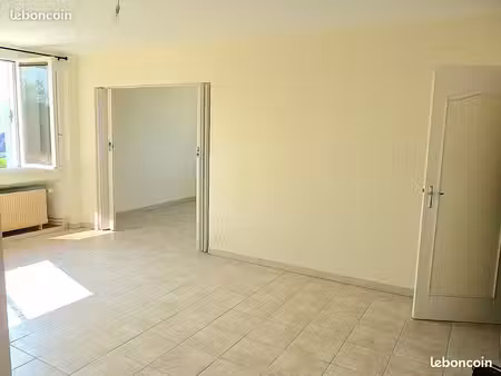 bel appartement f3 dans résidence sécurisée  très lumineux