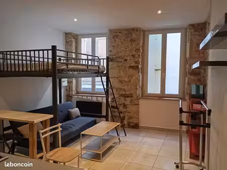 studio 24m2 à louer aubenas