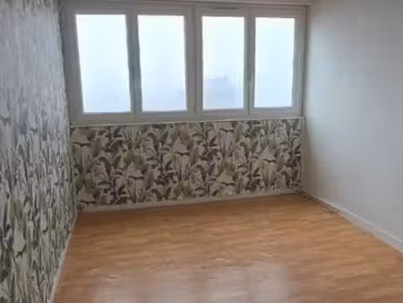 loues appartement type t3/t4