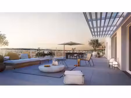 *terrasse panoramique en dernier etage au cap brun  superbe t4 de 150 m²