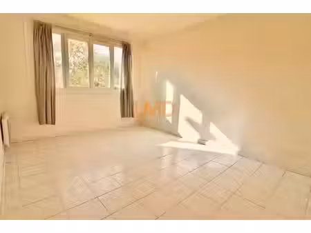 vente appartement 2 pièces 40.05 m² à toulon (83000)  164 000 €