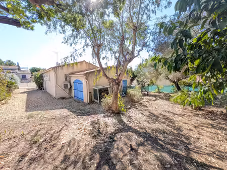 maison 90 m2 avec jardin de 705 m2 et garage  centre et plag