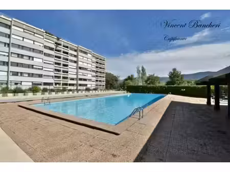 à louer – beau t2 meublé de 50 m² avec garage  cave  piscine et tennis – saint-julien-en-g