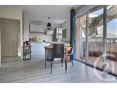 appartement t2 à louer - 2 pièces - 48 m2 - merignac - 33 - aquitaine