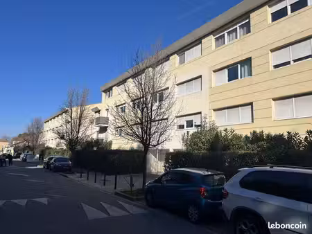 studio 1 pièce 25 m²