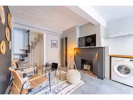 charmant t3 duplex meublé – centre historique