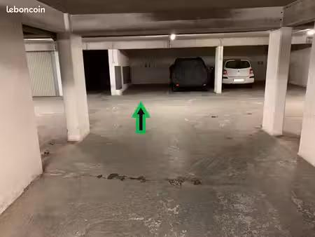 parking : rue j. de la fontaine 75016