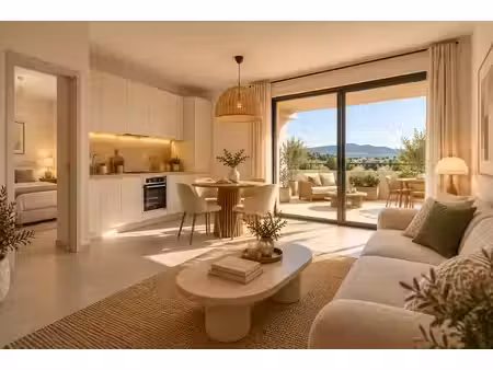 vente appartement 2 pièces 44 m² à sainte-maxime (83120)  260 000 €