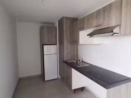 residence recente proche toutes commodites - appartement t3