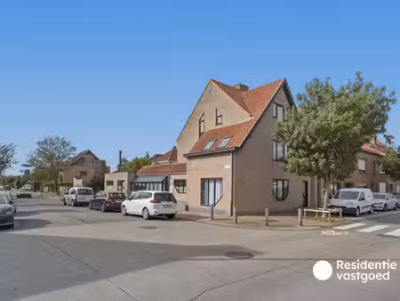 immeuble d'appartements à vendre à oostende pour € 549.000 avec 7 chambres à coucher