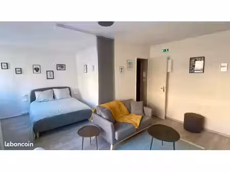 auxerre – studio meublé  équipé de 31 6 m² avec balcon  à deux pas du centre-ville