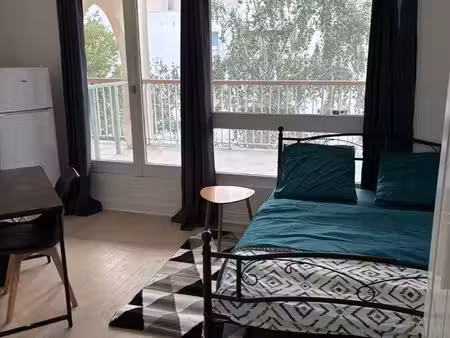 location chambre meublée avec terrasse privative