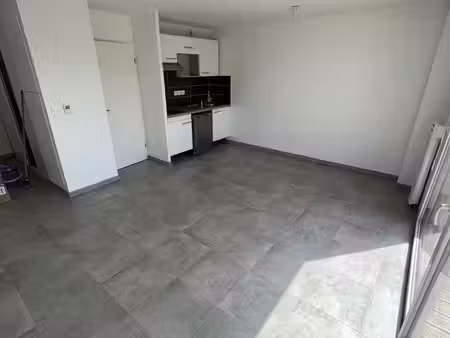 studio 1 pièce 31 m²