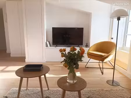 location à l'année centre ville la rochelle
