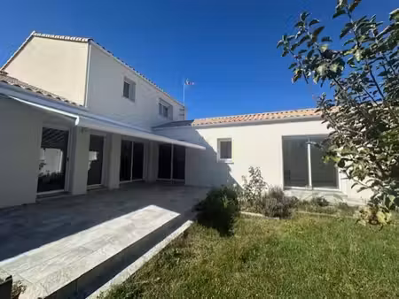 les sables d'olonne - maison contemporaine 160 m² à la chaume avec double garage