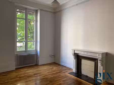 location grenoble bld gambetta très beau t4 de 115.83 m²