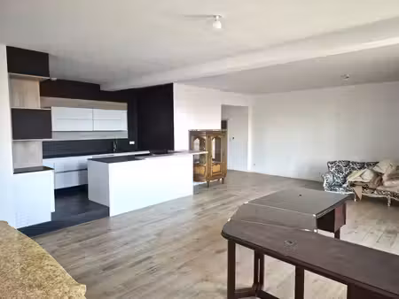 appartement de haut standing de type 4 avec ascenseur et acces handicape - 176 m² - 3 cham