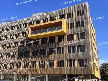 location bureaux cesson sevigne 35510 914m²