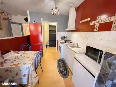 immeuble 5 pièces 277 m²