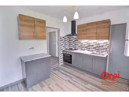 location appartement 3 pièces 63 m² à colmar (68000)  732 €