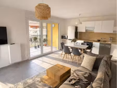 à louer – superbe t3 neuf de 69 m²  entièrement meublé – à 2 min à pied de la gare de sain