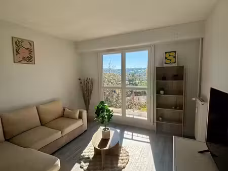 appartement centre ville angoulême cathédrale meublé