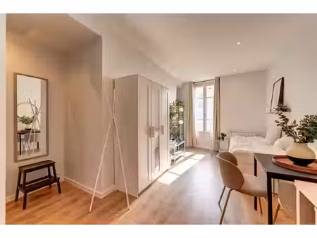 studio meuble