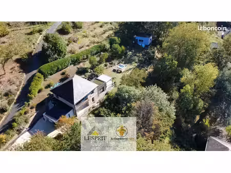 propriété 5 pièces 132 m²