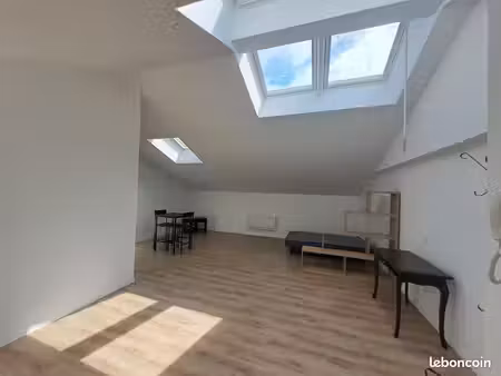 studio 1 pièce 37 m²