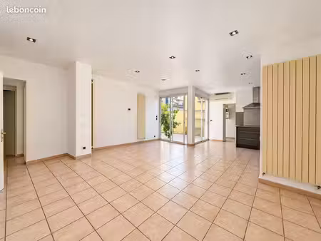 appartement 4 pièces 99 m²