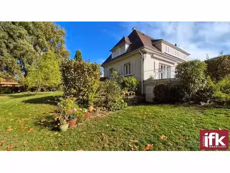 propriété de 220 m² avec potentiel professionnel sur un terrain de 14 86 ares