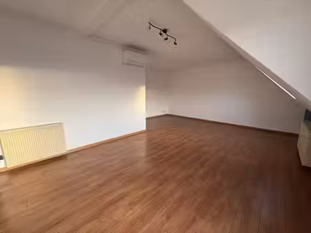 lumineux duplex avec garage & balcon - colmar centre